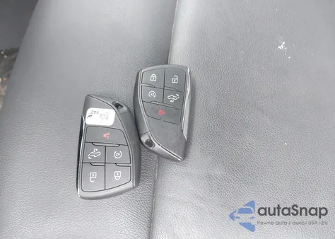 2024 Chevrolet Silverado 1500 4Wd Short Bed Rst z USA, uszkodzony, nr VIN 1GCUDEED9RZ296806